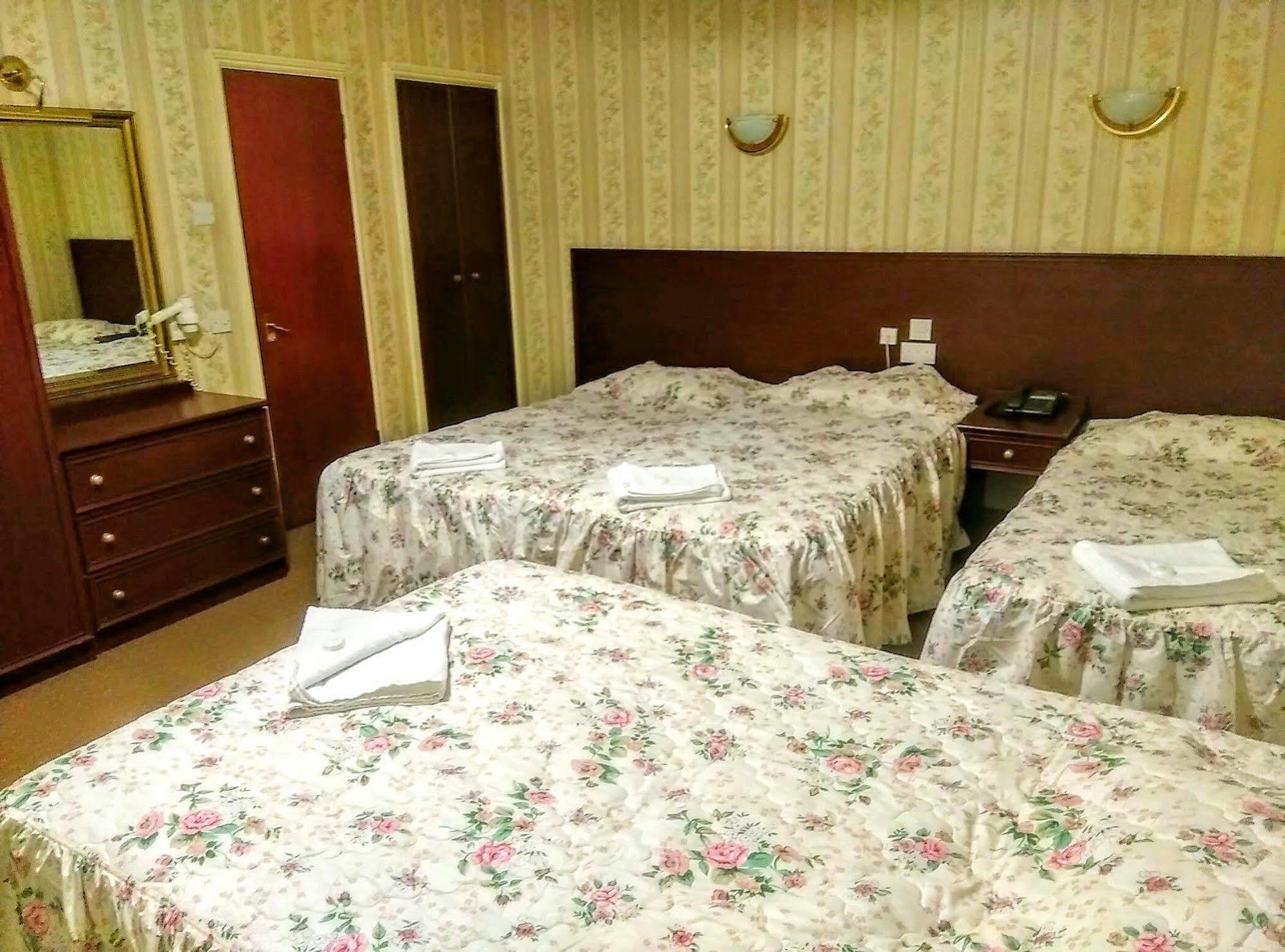 Mandalay Picton House Hotel London Bagian luar foto