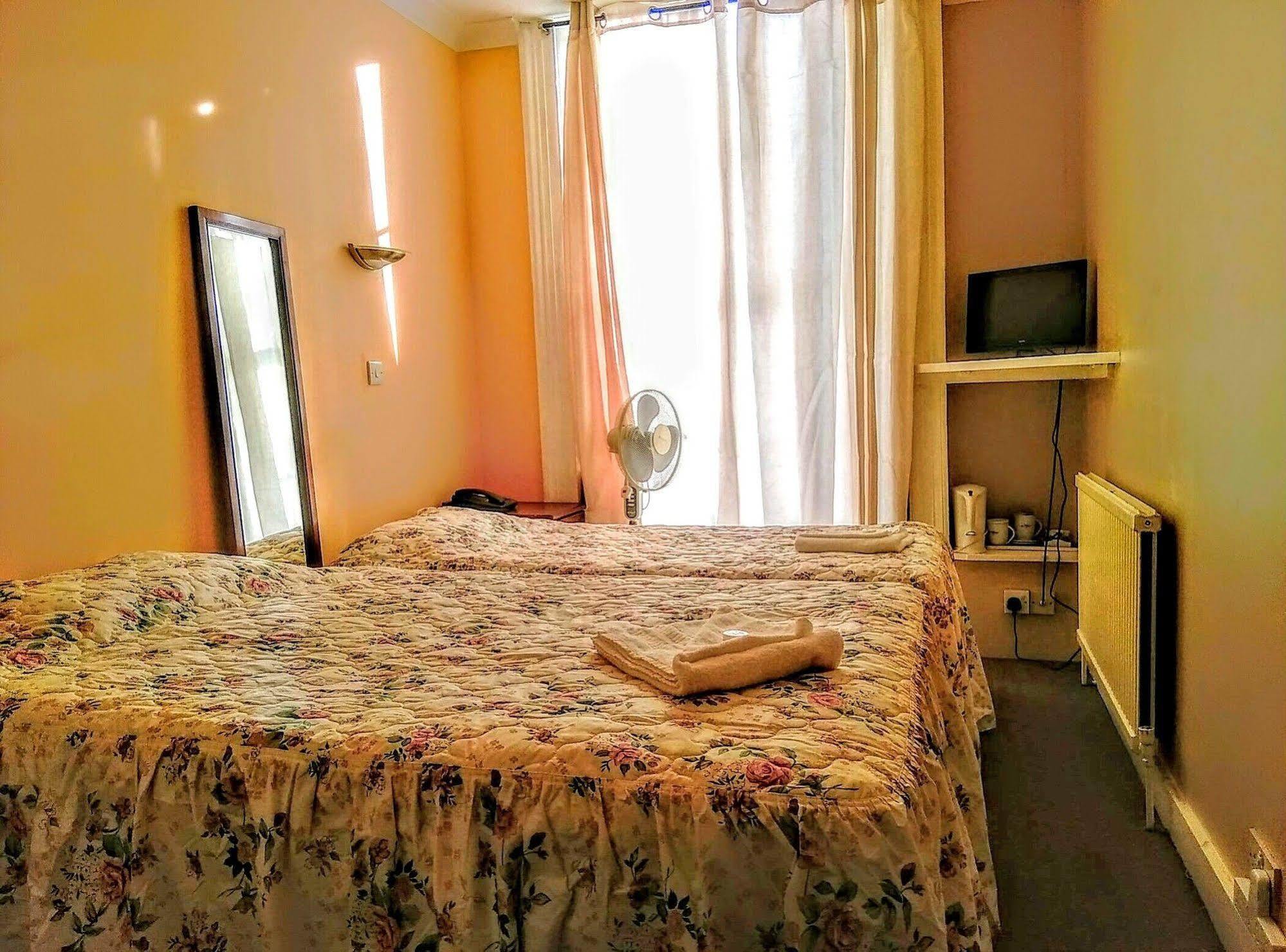 Mandalay Picton House Hotel London Bagian luar foto